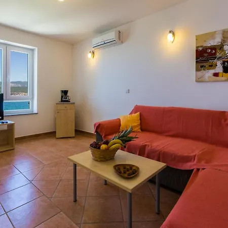Apartment Dakovic Tihana