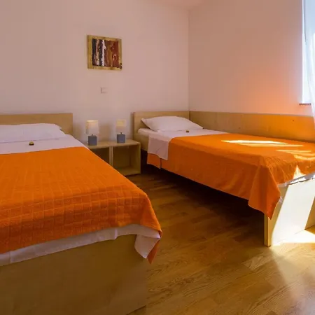 Dakovic Tihana * Šilo