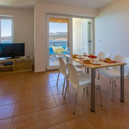 Apartment Dakovic Tihana