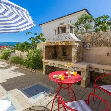 Apartment Dakovic Tihana